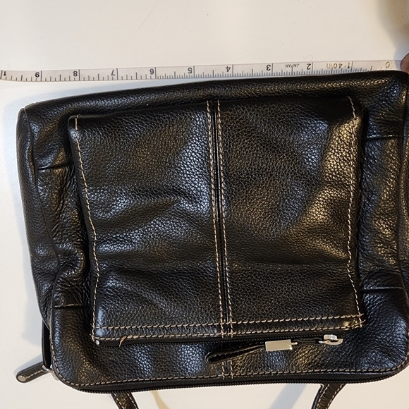 Tignanello Black Leather Crossbody Bag Purse - Picture 10 of 13
